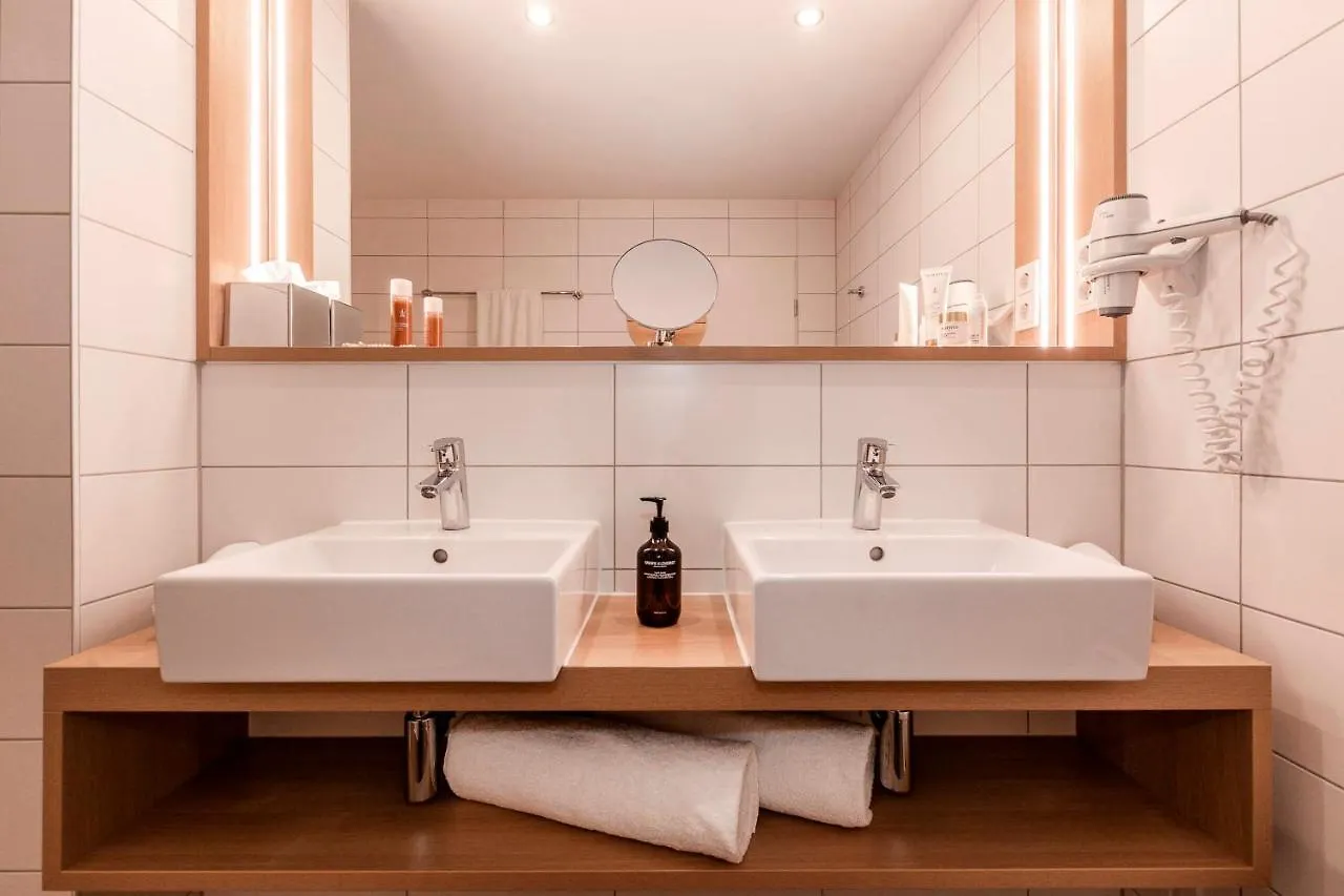 Boutique Hotel Atrium Muenchen 4*, Munich