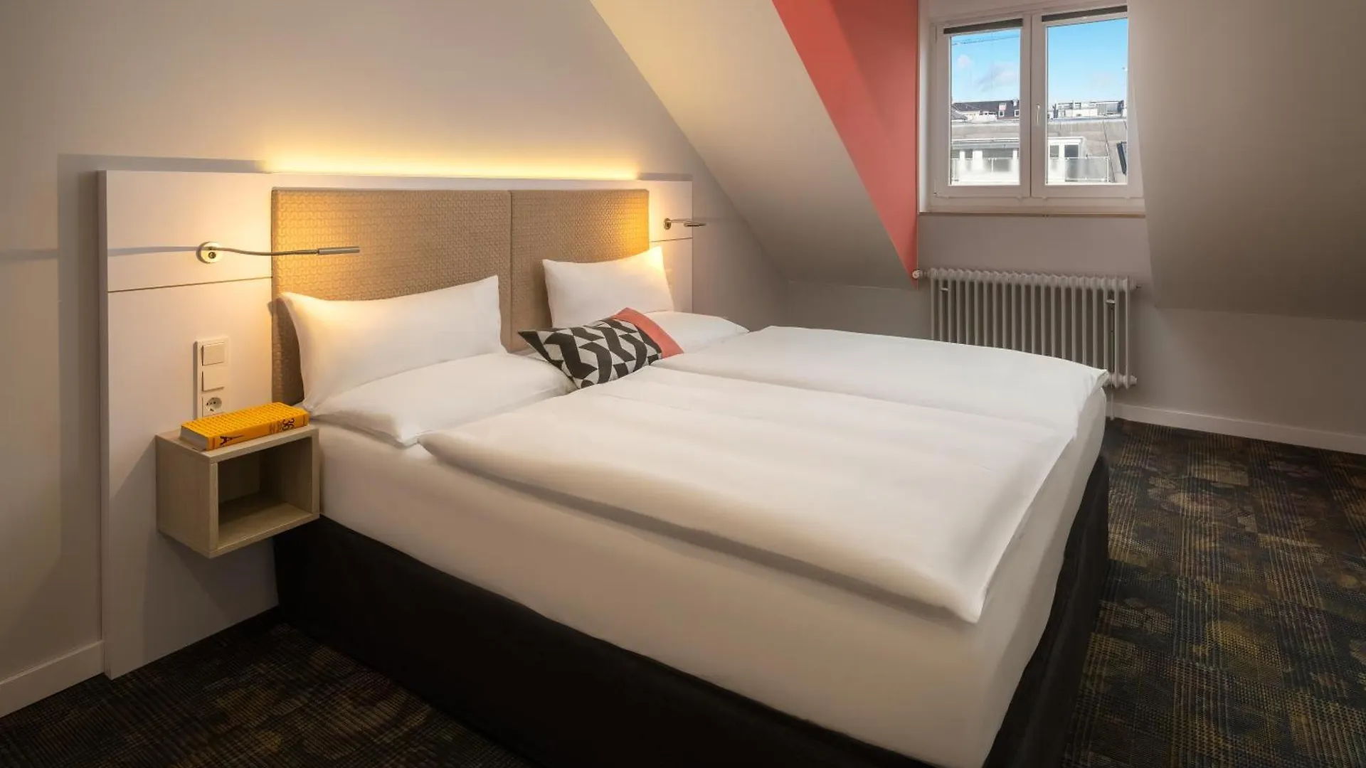 Boutique Hotel Atrium München 4*, Munich