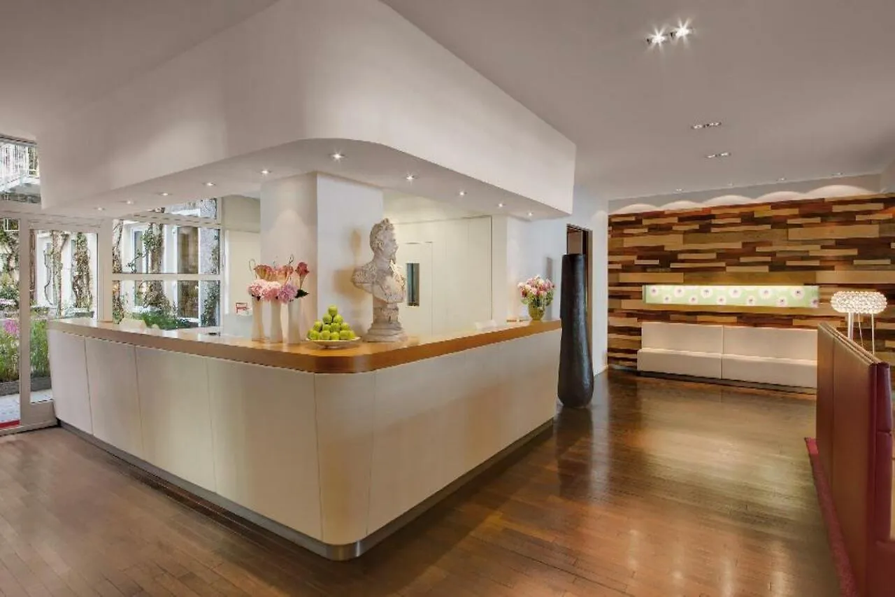 Boutique Hotel Atrium München