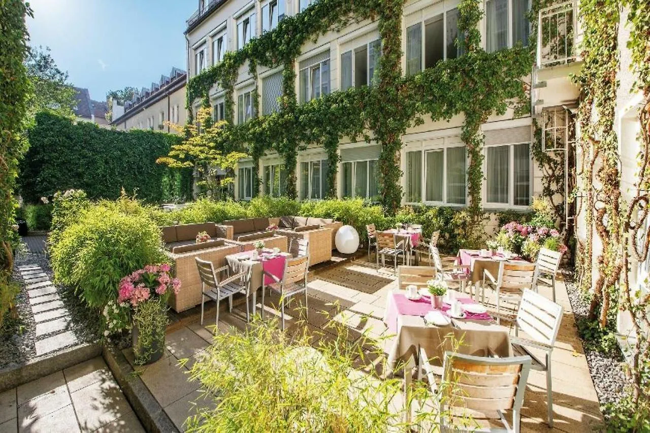 ****  Boutique Hotel Atrium Muenchen Germany